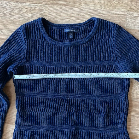 Tommy Hilfiger Round Neck Cotton Knit Sweater - Navy Blue - Picture 7 of 8